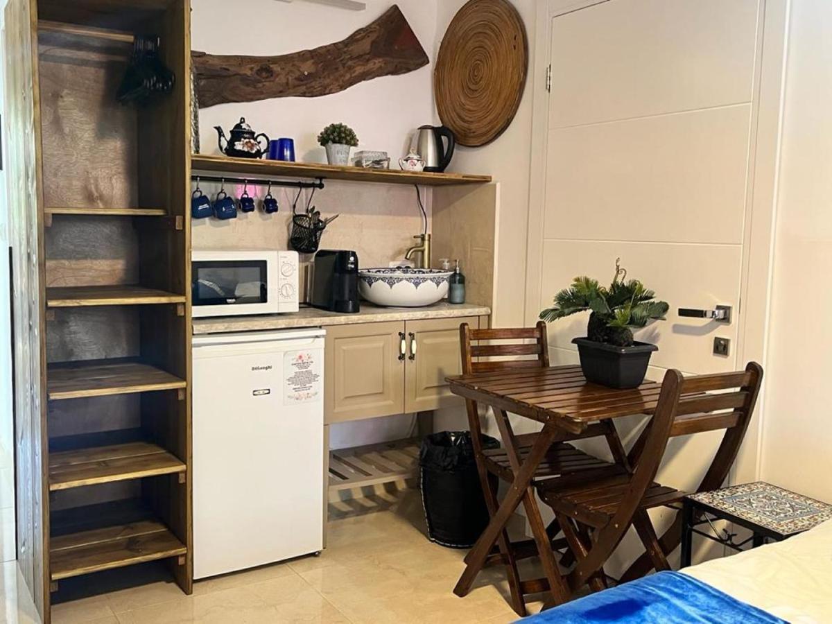 Ahuzat Shaul Seaside Bed & Breakfast Hadera Bagian luar foto