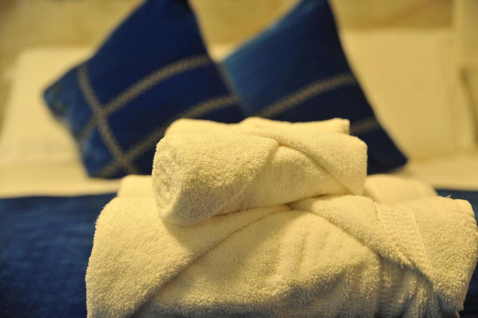 Ahuzat Shaul Seaside Bed & Breakfast Hadera Bagian luar foto