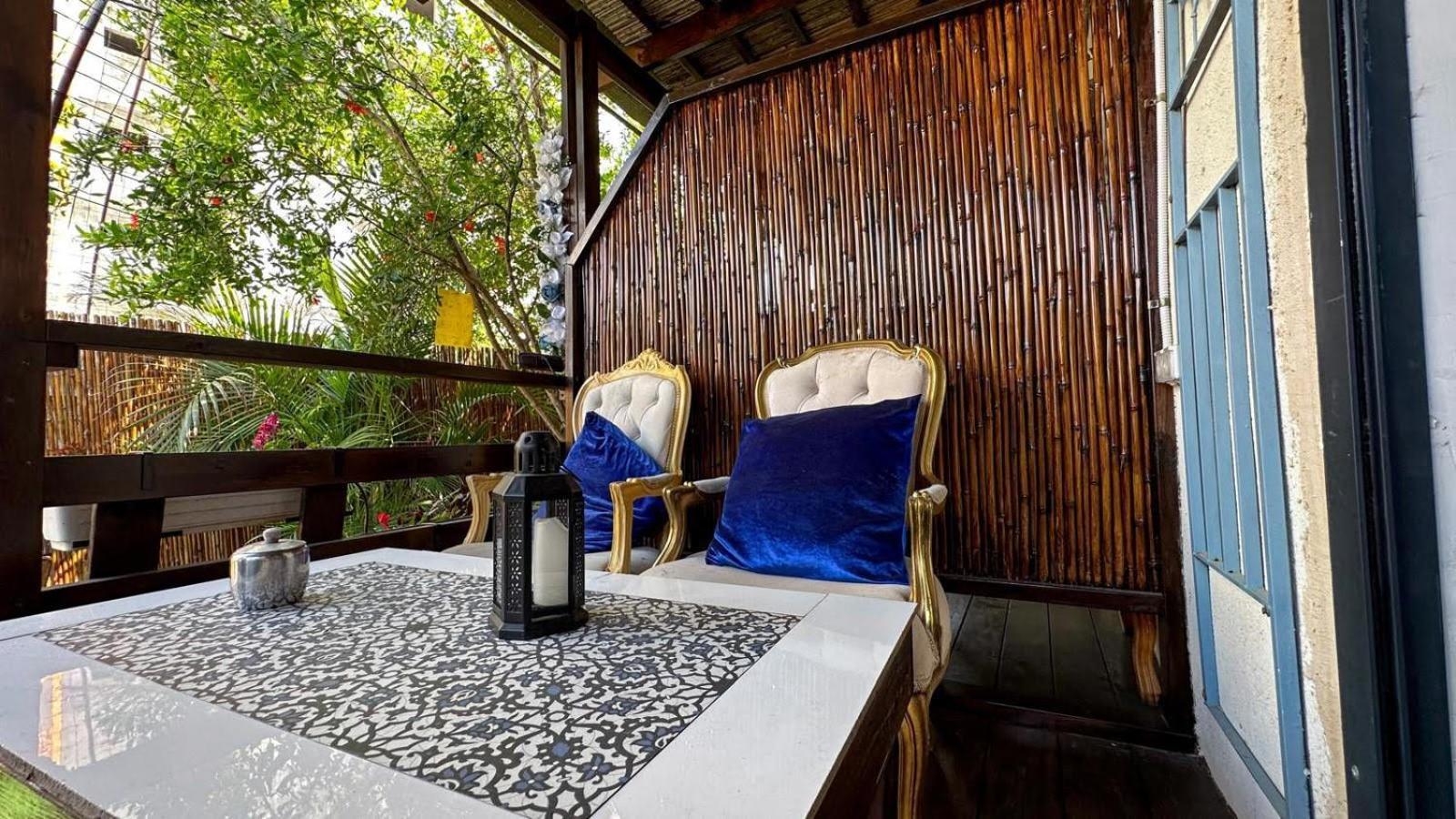 Ahuzat Shaul Seaside Bed & Breakfast Hadera Bagian luar foto