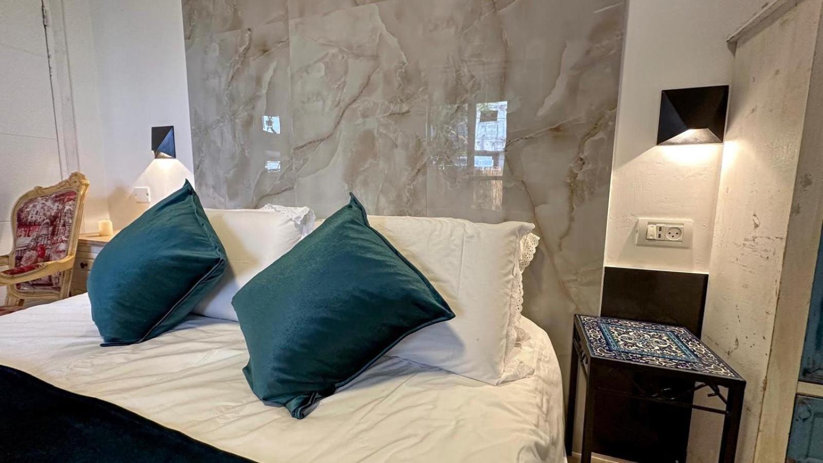 Ahuzat Shaul Seaside Bed & Breakfast Hadera Bagian luar foto