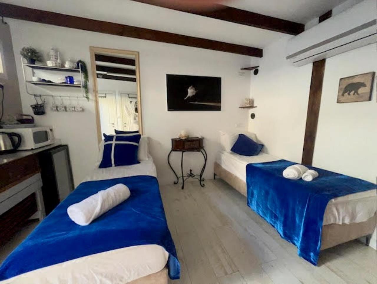 Ahuzat Shaul Seaside Bed & Breakfast Hadera Bagian luar foto